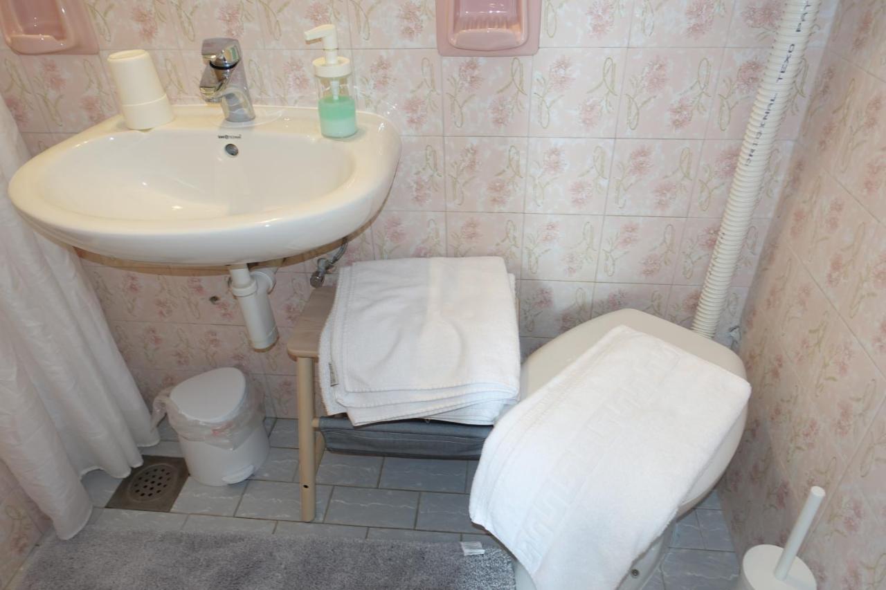 Room Novakovic Biograd Na Moru Buitenkant foto