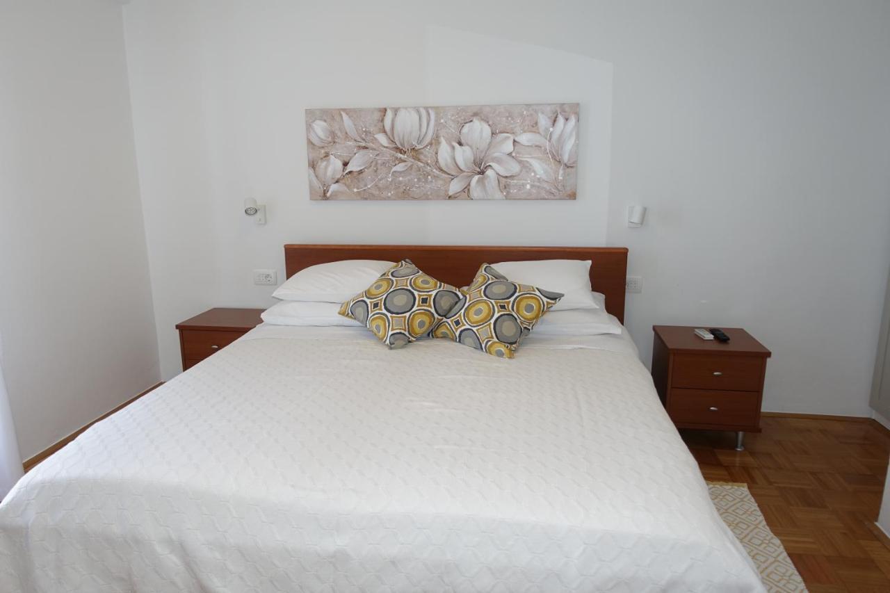 Room Novakovic Biograd Na Moru Buitenkant foto