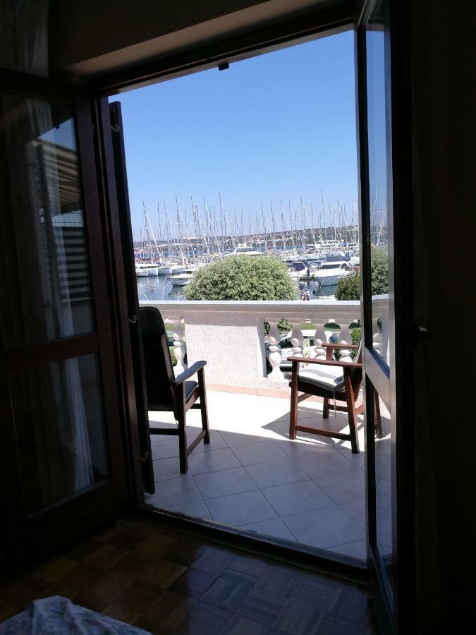 Room Novakovic Biograd Na Moru Buitenkant foto